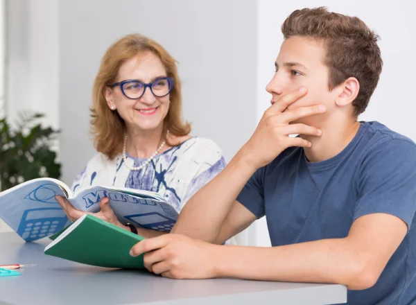 ABC Cours particuliers à Bourges soutien scolaire lycée à Bourges à Bourges